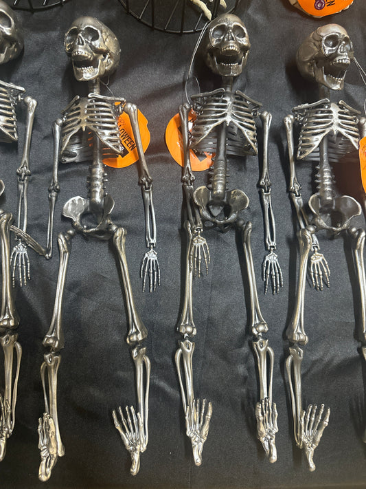 18 inch plastic silver Halloween skeleton