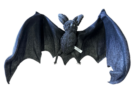 35” hanging bat Halloween decoration