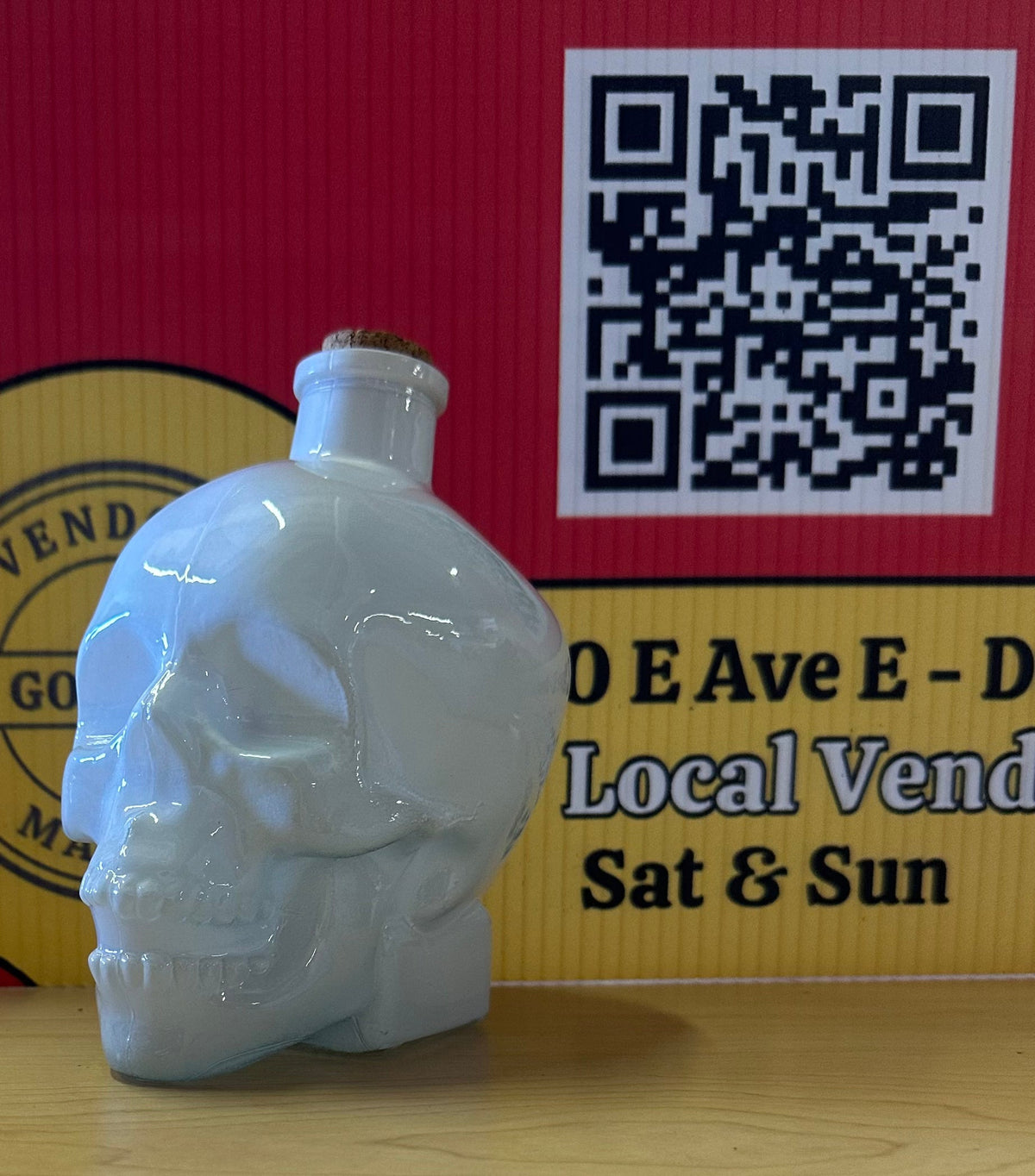 Skull decanter, glass 5” white or black - additional view