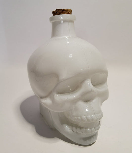 Skull decanter, glass 5” white or black